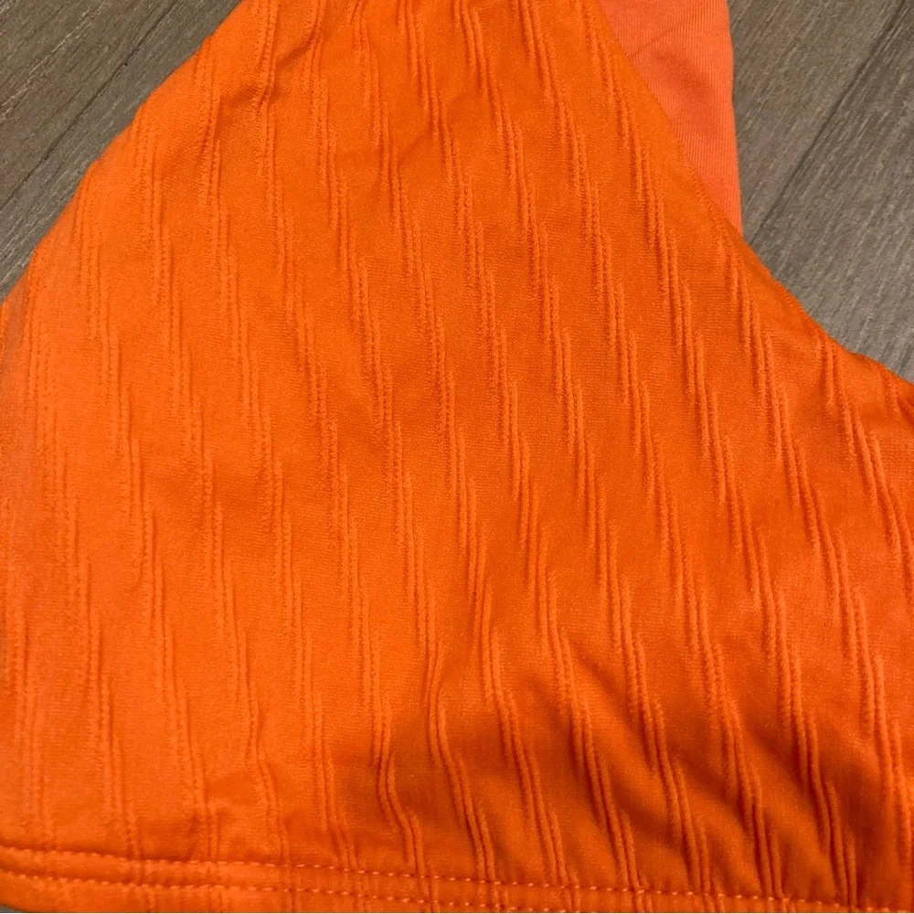NWT Monday Swimwear Cabo San Lucus Top in Persimmon Jacquard